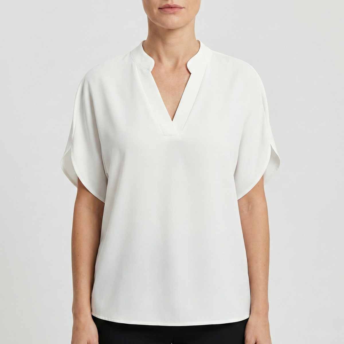 Refined Dames Blouse Met V-hals En Korte Mouwen