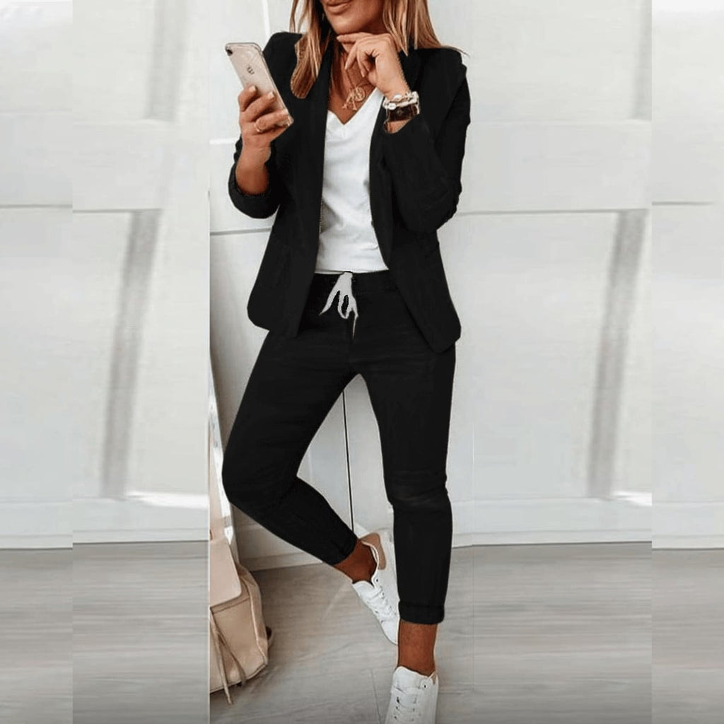 dames blazer set met toelopende broek in zwart
