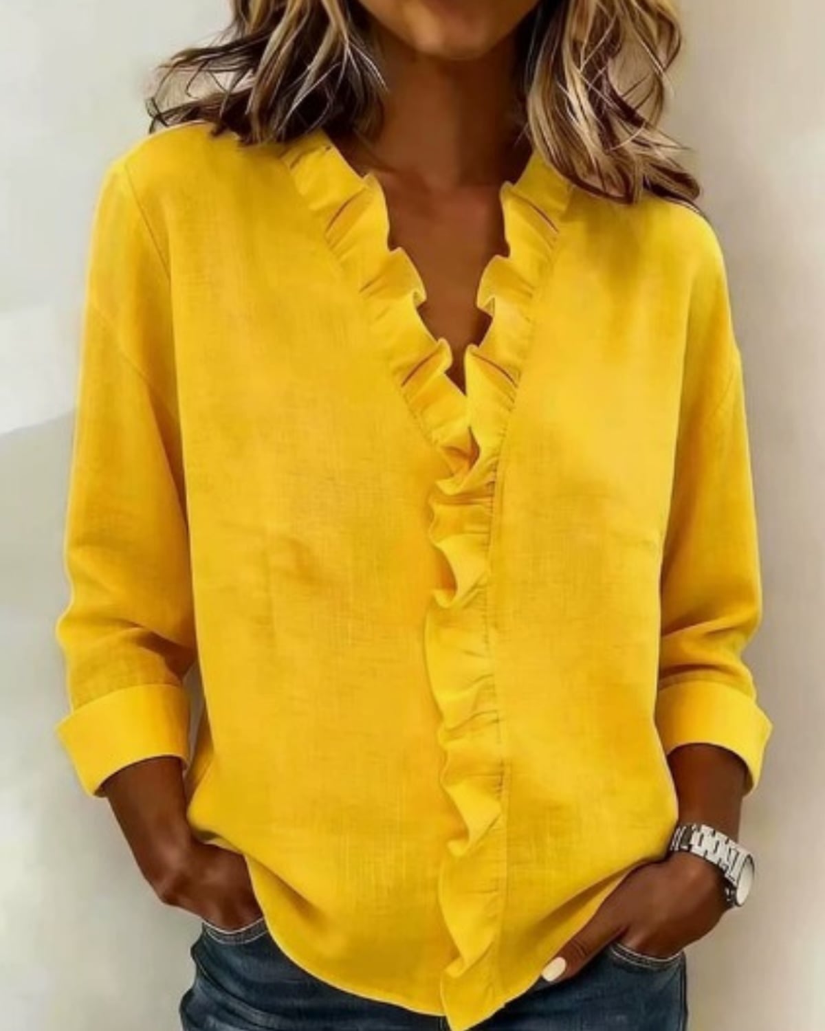 dames blouse lange mouw met ruches in geel