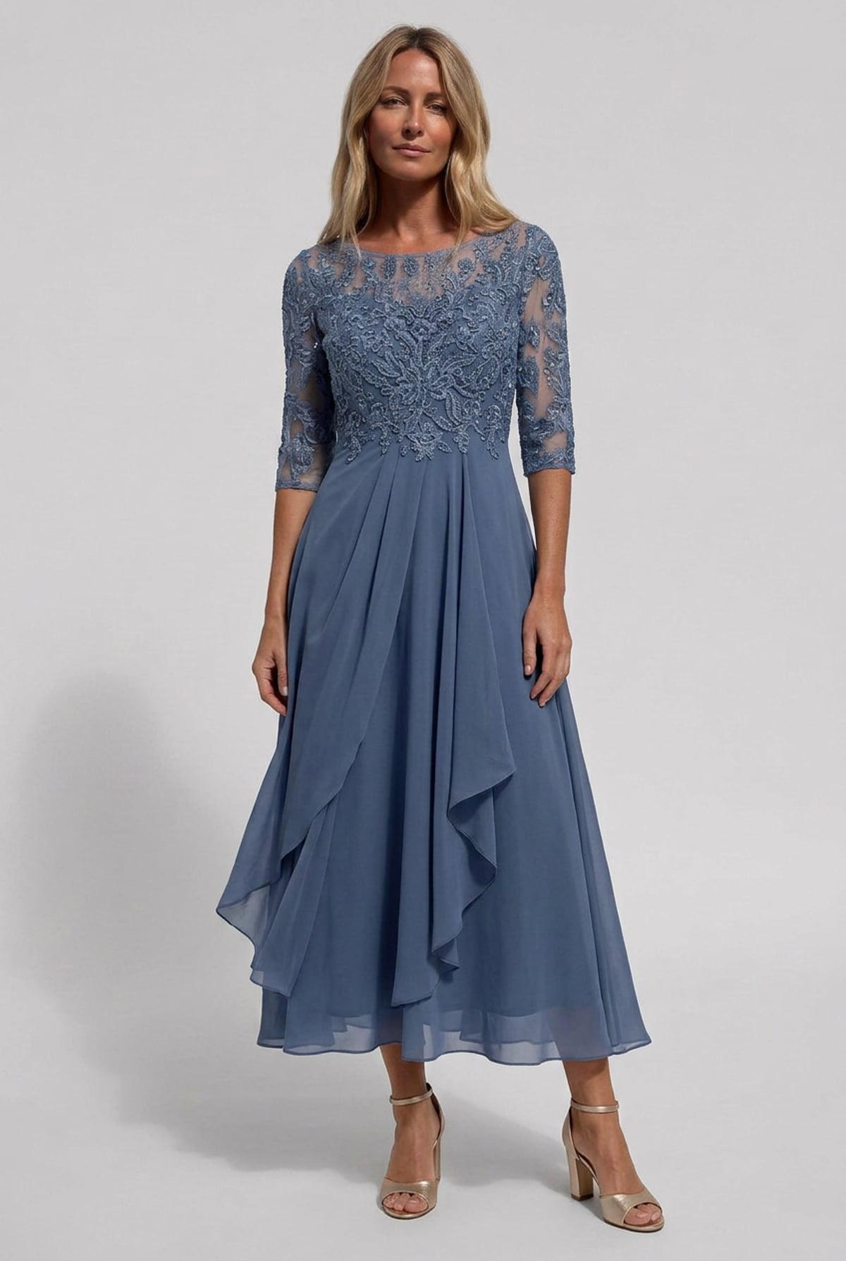 dames geborduurd flared midi jurk in blauw