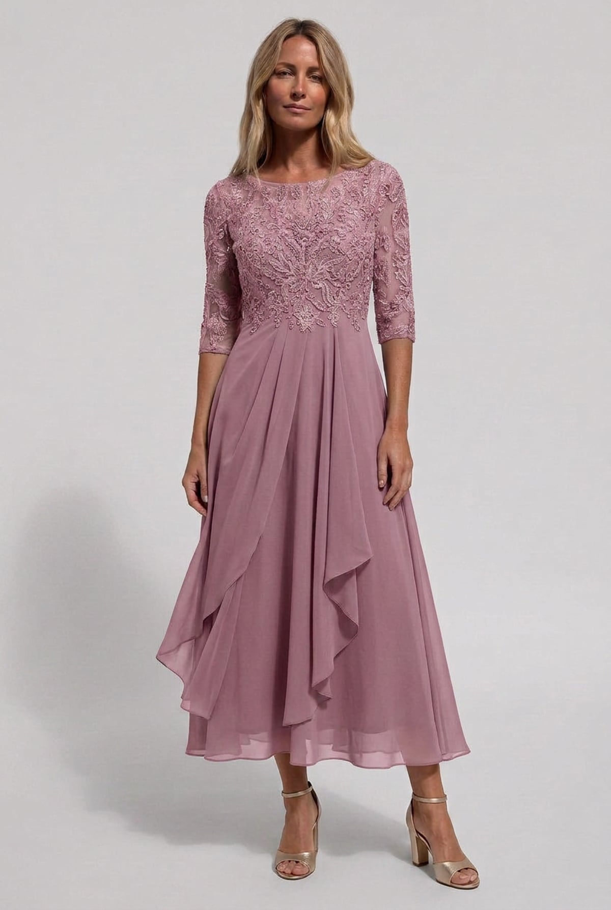 dames geborduurd flared midi jurk in roze