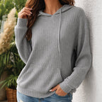 dames hoodie met capuchon en kangoeroe zak in lichtgrijs