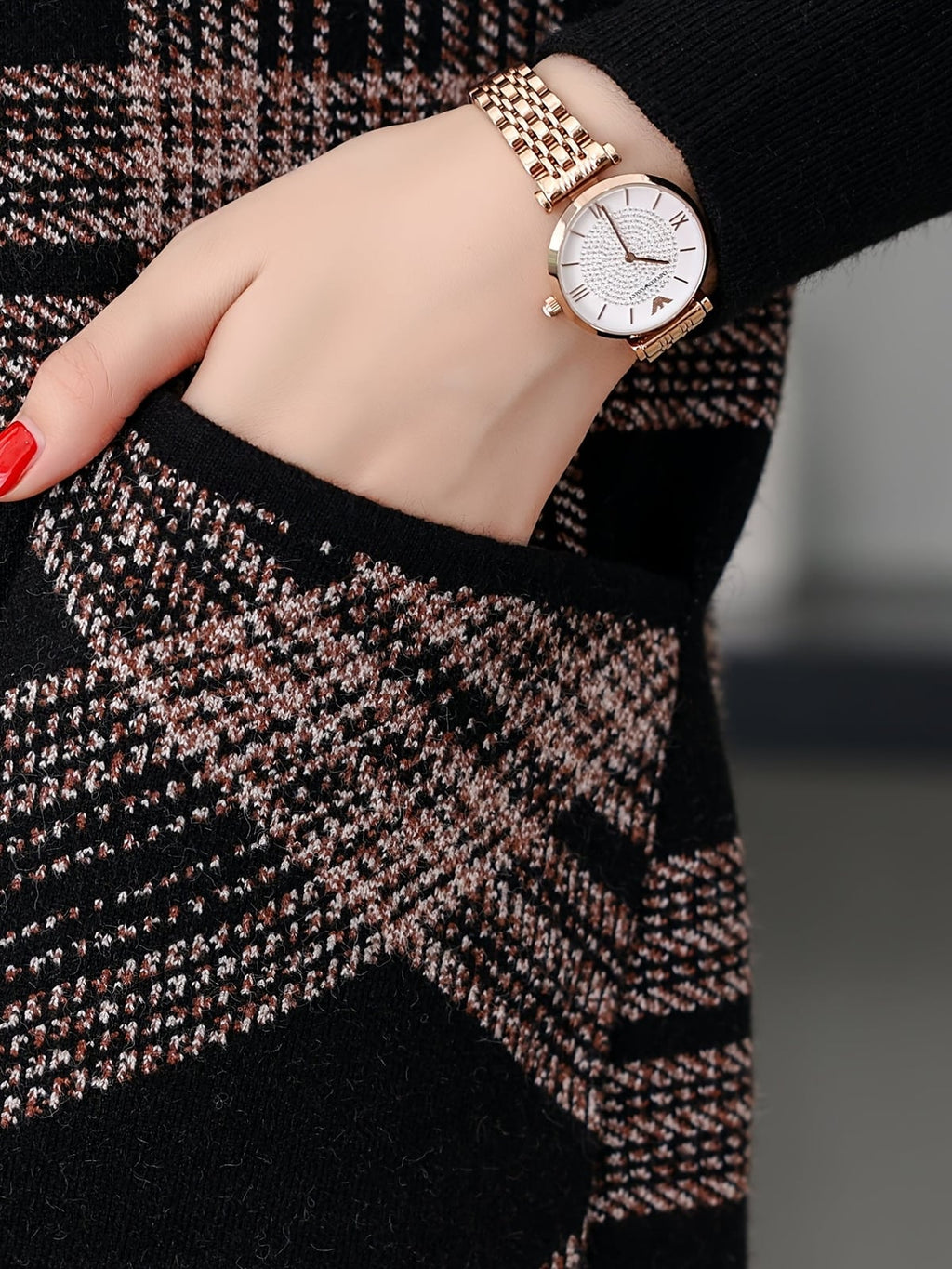 dames jas met capuchon en ruitpatroon in camel