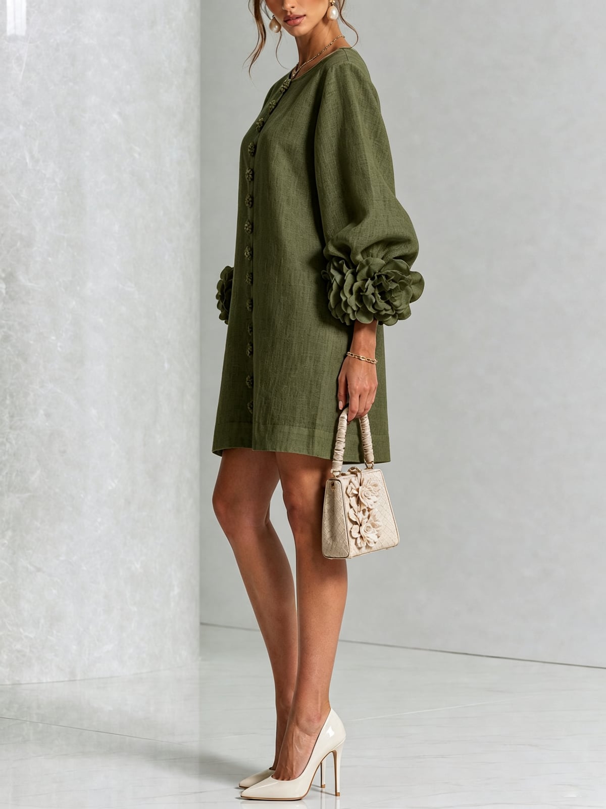 dames jurk lange mouwen met bloemdetails in groen