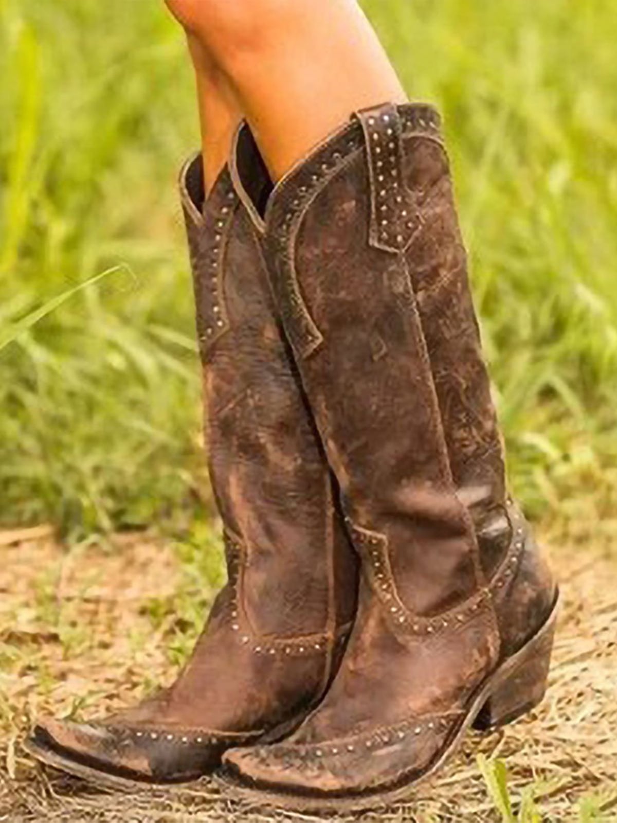 dames kniehoge cowboylaarzen met nieten in bruin