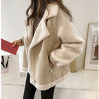 dames korte jas met brede revers in beige