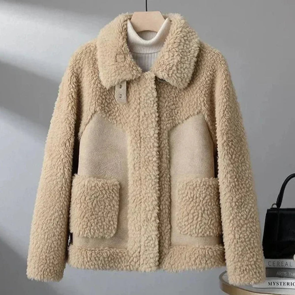 dames korte jas met teddy structuur in khaki