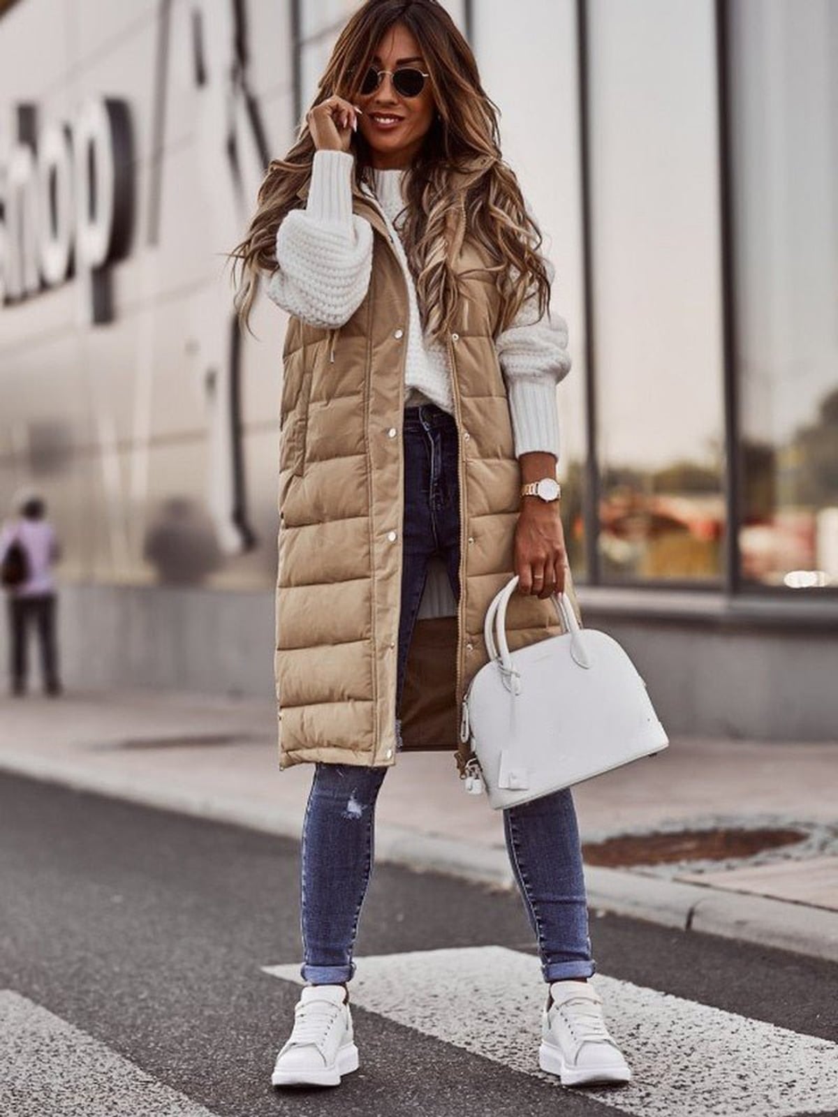 dames lange pufferjas met capuchon in beige