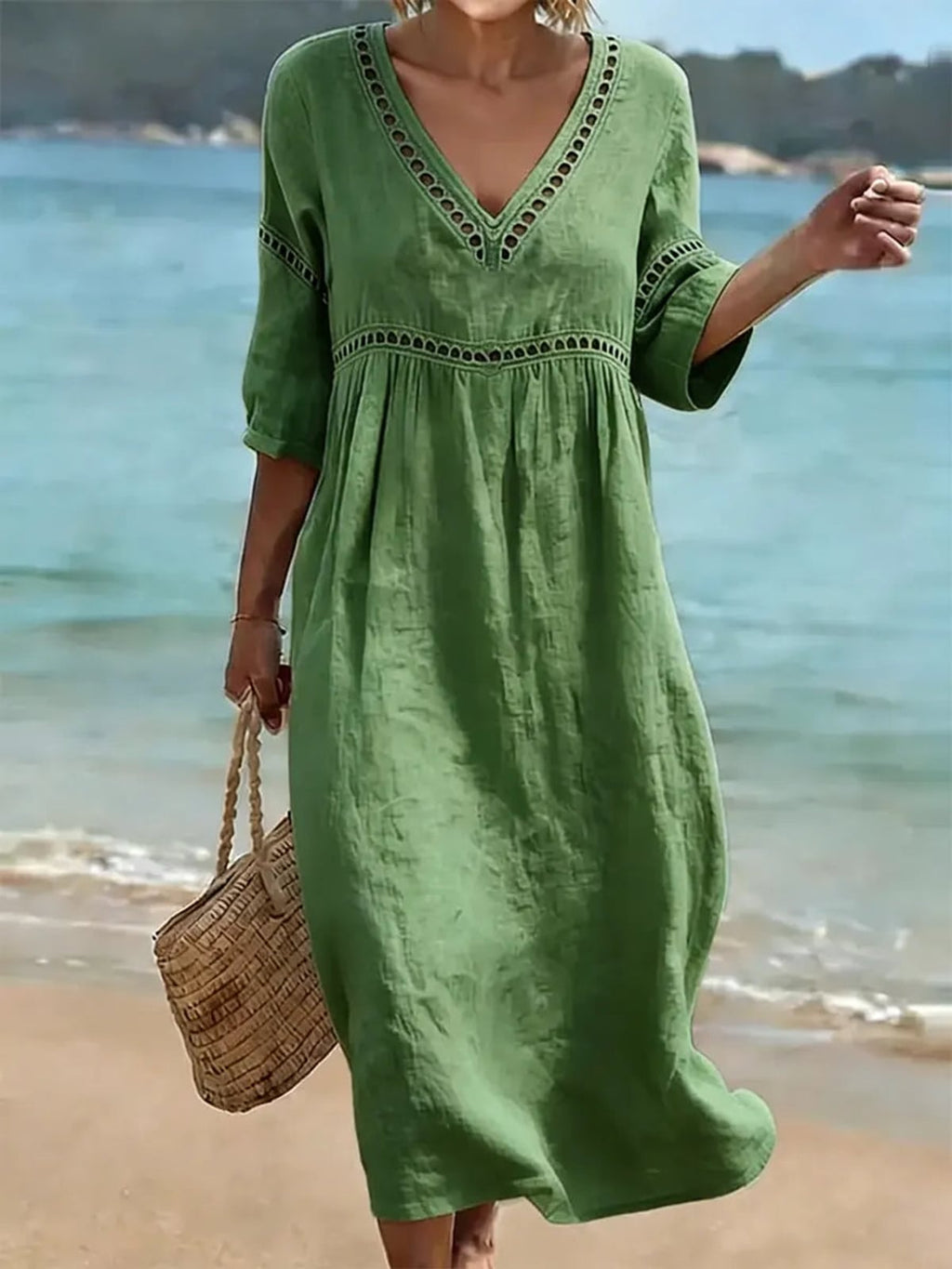 dames midi jurk met v-hals in groen