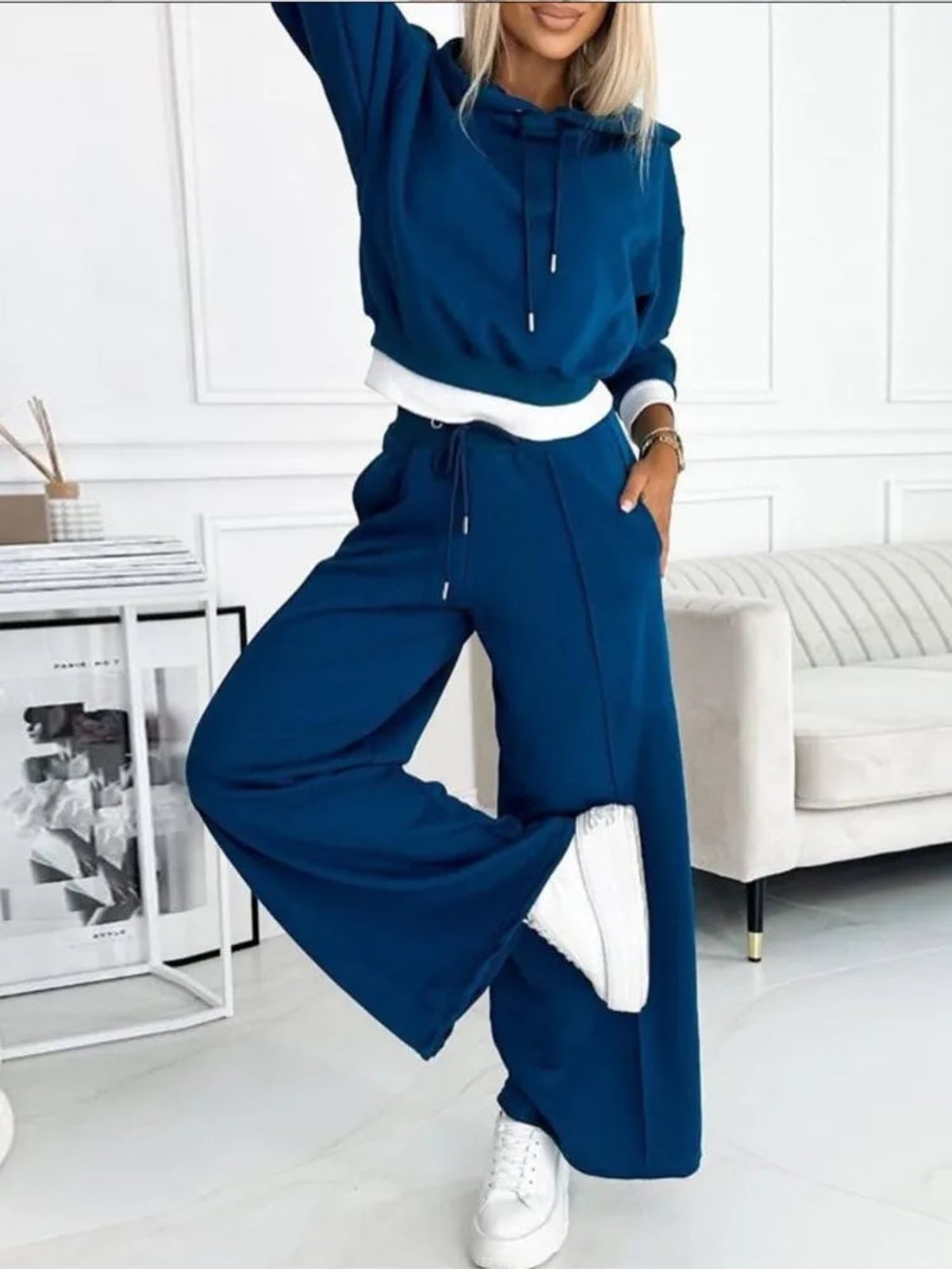 dames oversized hoodie set met wide leg broek in blauw