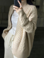 dames oversized vest met staande kraag en rits in ecru