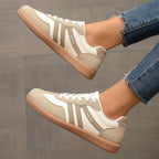 dames retro sneaker met brede neus in gebroken wit