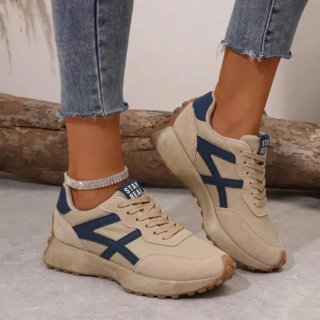 dames retro sneaker met vetersluiting in beige - blauw