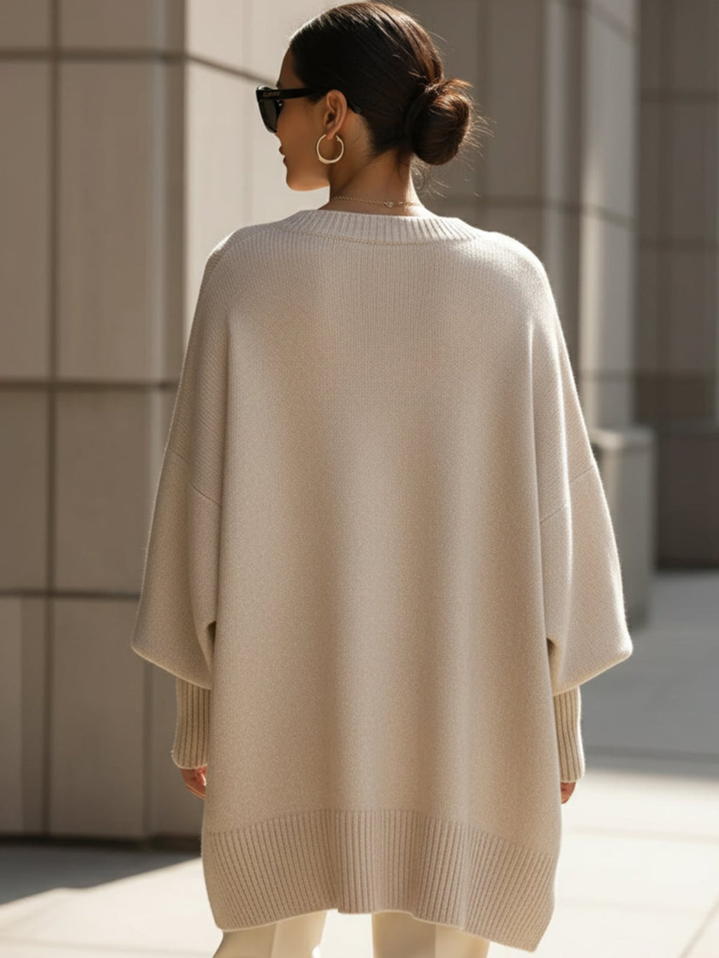 dames trui oversized met ronde hals in beige