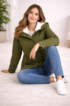 dames winterjas met capuchon en gevoerde binnenkant in khaki