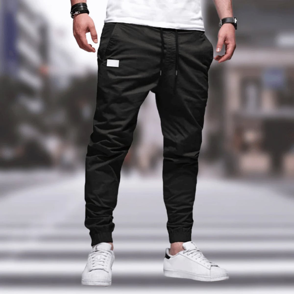 heren cargo broek met elastische enkels in zwart