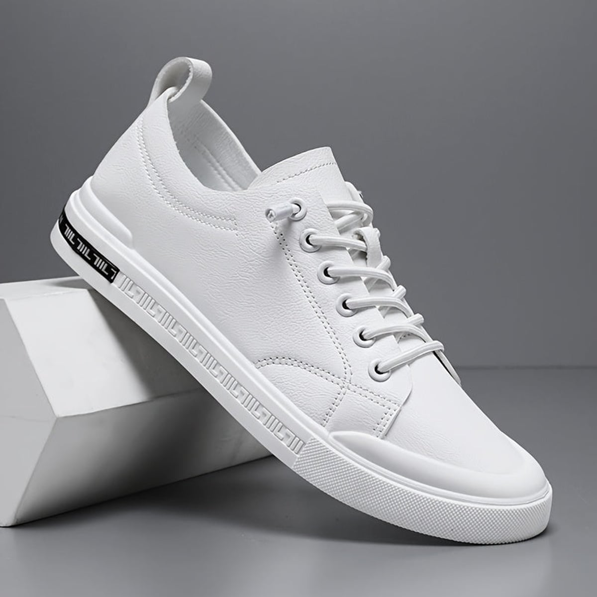 heren lage sneaker met vetersluiting in wit