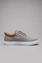 heren low-top sneakers met witte zool in grijs