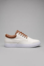 heren low-top sneakers met witte zool in wit