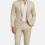 heren pak met getailleerde snit in beige