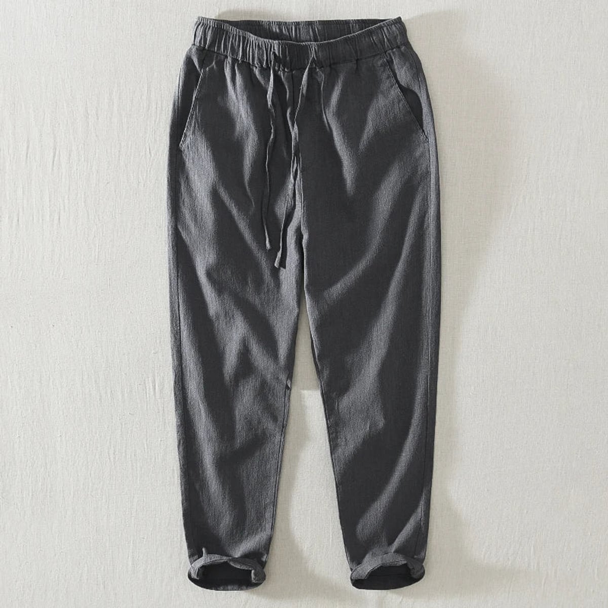 heren relaxed fit broek met toelopende pijp in grijs