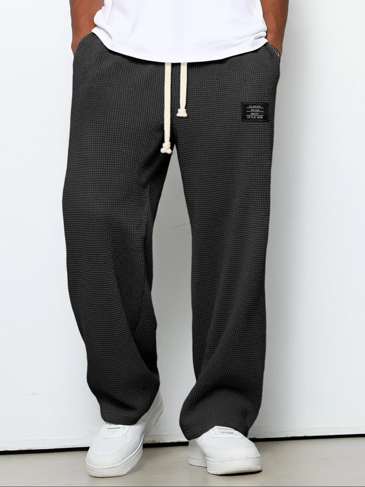 heren relaxed fit broek met vetersluiting in zwart