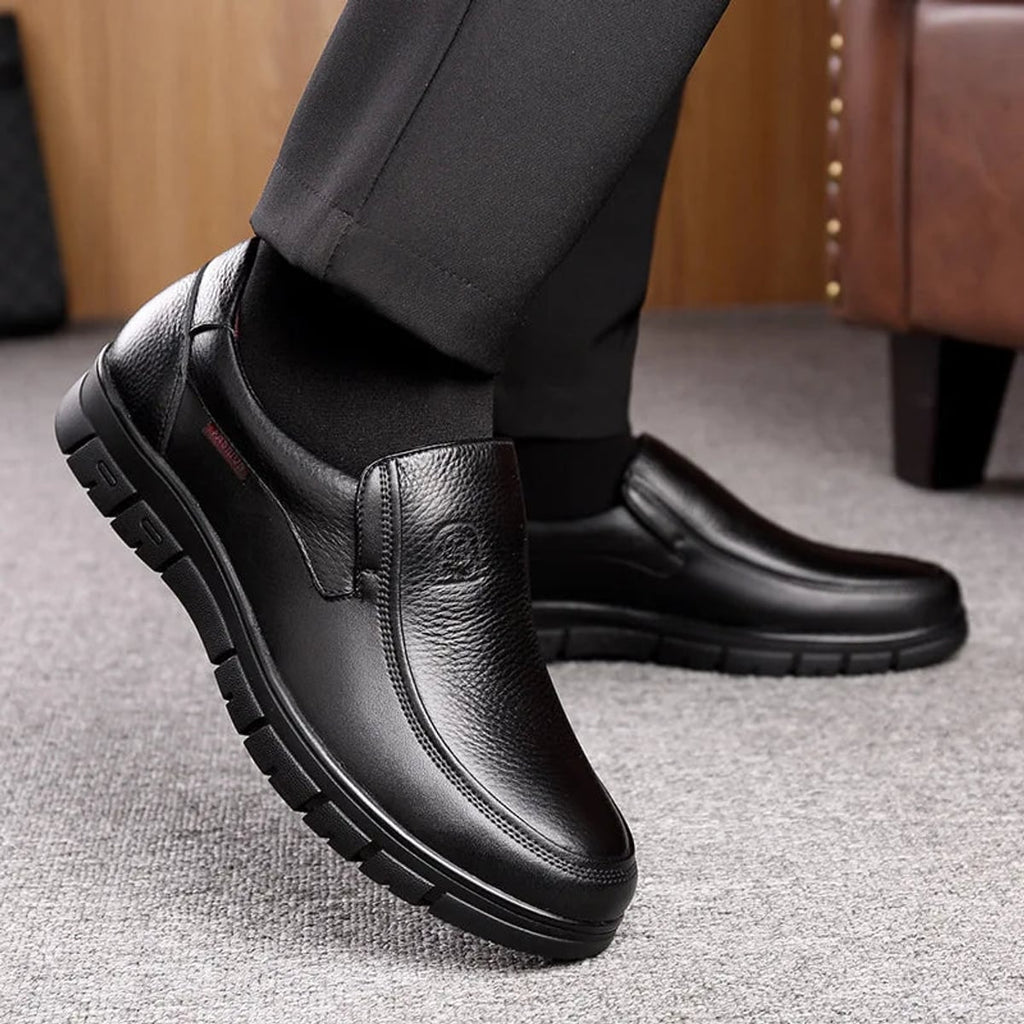 heren slip-on loafer met brede neus in zwart