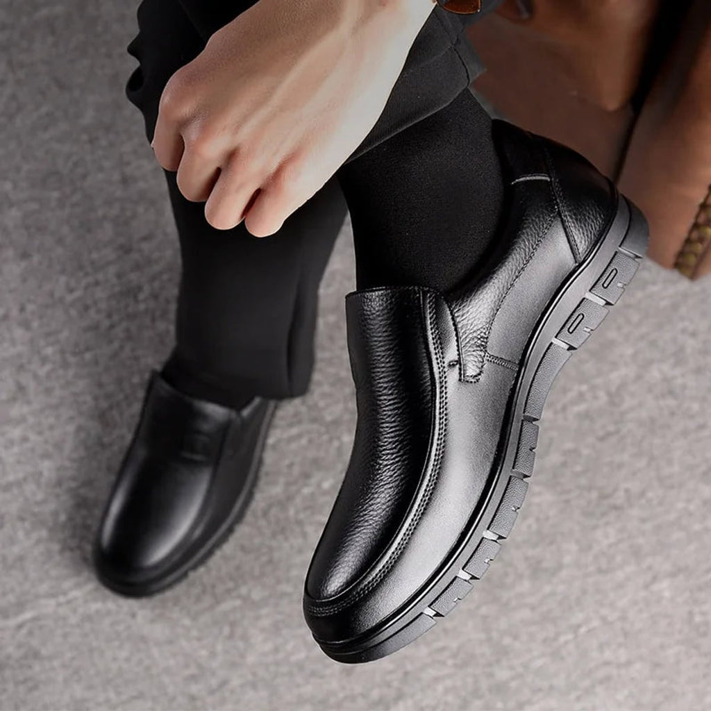 heren slip-on loafer met brede neus in zwart