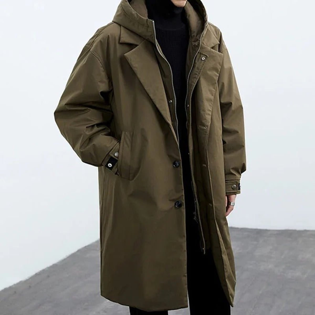 heren trenchcoat met capuchon lang model in olijfgroen