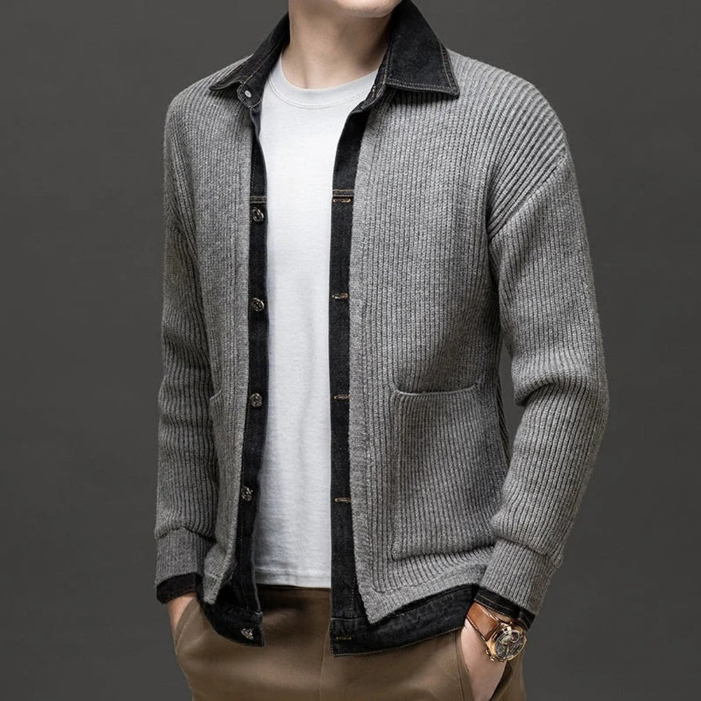 heren vest met knopen en denim kraag in donkergrijs